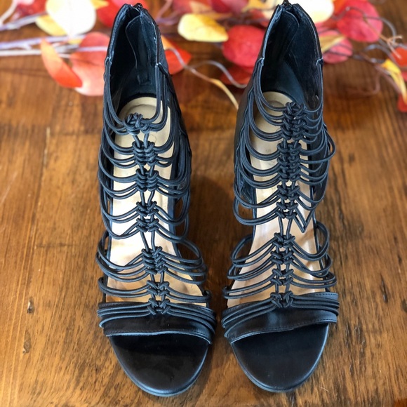 Black strappy sandals - Picture 4 of 7